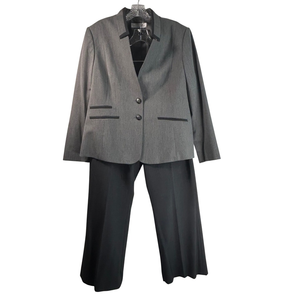 Tahari Arthur S Levine Grey 2 Piece Pant Suit Stand Collar 16P NEW